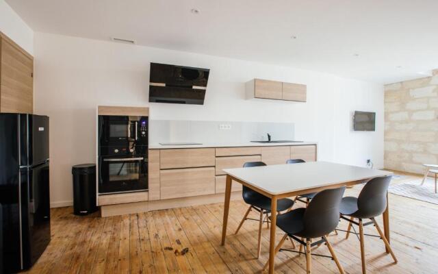 Appartement spacieux et lumineux avec climatisation Halle 1ER