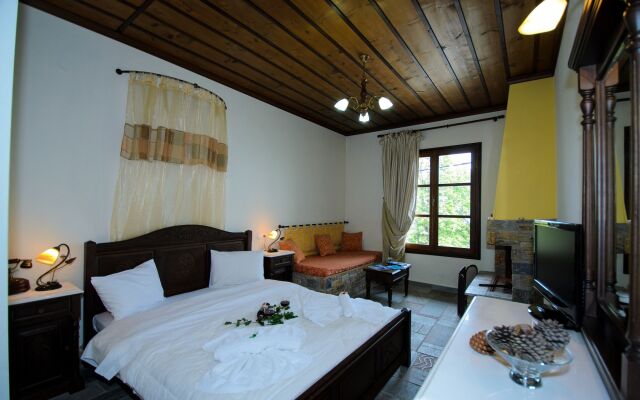 Atrapos Hotel