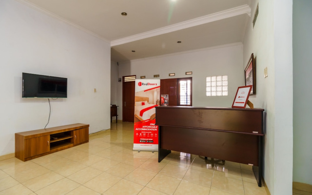 RedDoorz Syariah @ Jalan Dr Mansyur Medan
