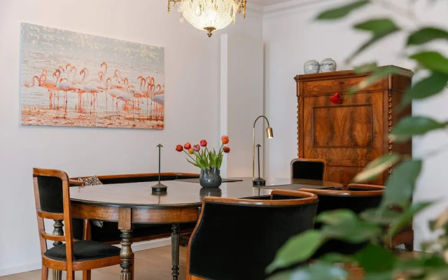 Huswell - Lovely Retreat for 2 in Antwerp