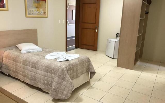 Center Hotel Cambará