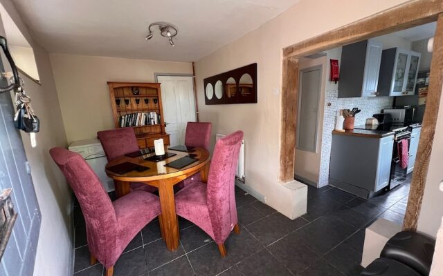 The Dickleburgh Crown