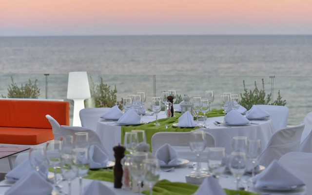 Seasabelle Hotel near Athens Airport