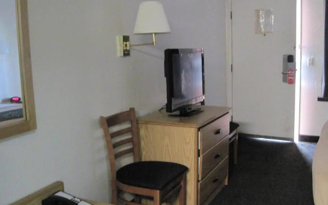 Travelodge by Wyndham Winslow