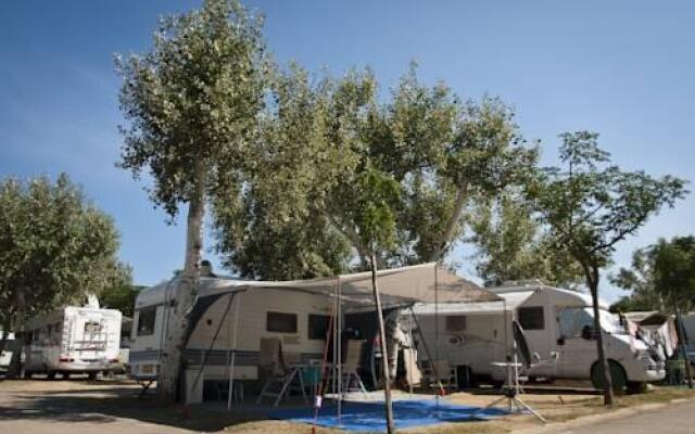 Camping Joncar Mar