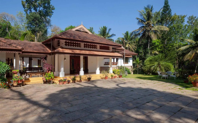 StayVista at Crystal Homestay