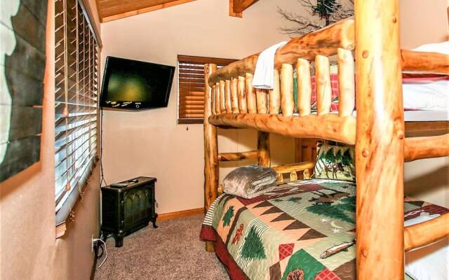Fawnskin Pines-1844 by Big Bear Vacations