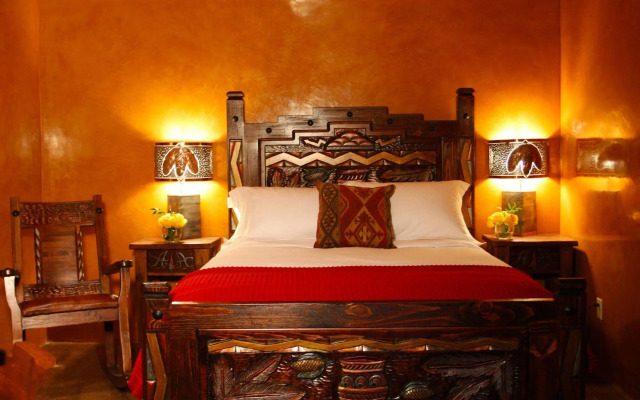 Antigua Inn