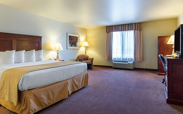 Comfort Inn & Suites