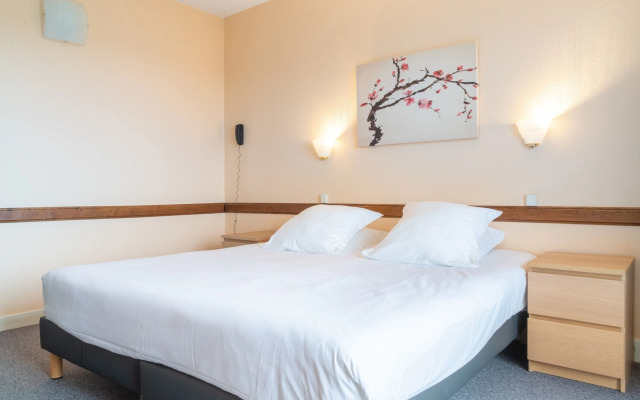 Brit Hotel Le Parc Vichy