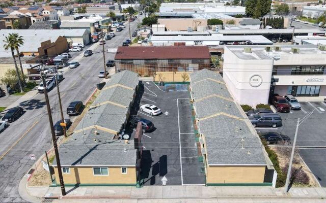 Signal Hill Motel
