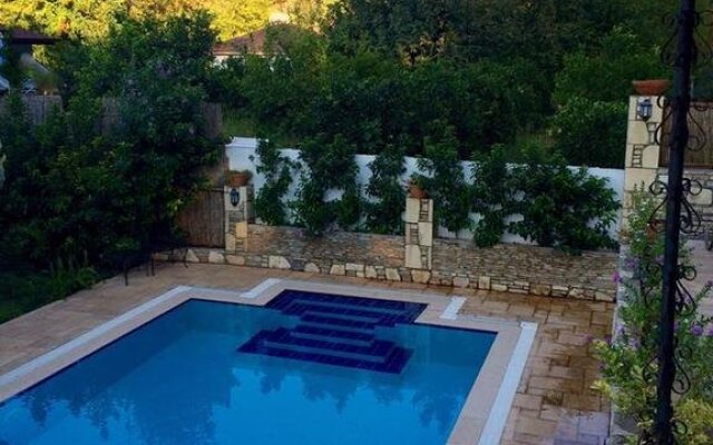 Kamarca House Hotel