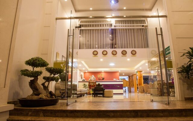 Lien Huong Hotel