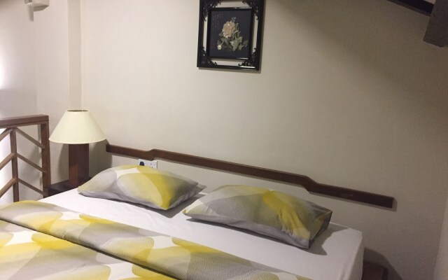 Palm Mansion Boutique Suites by Moxy