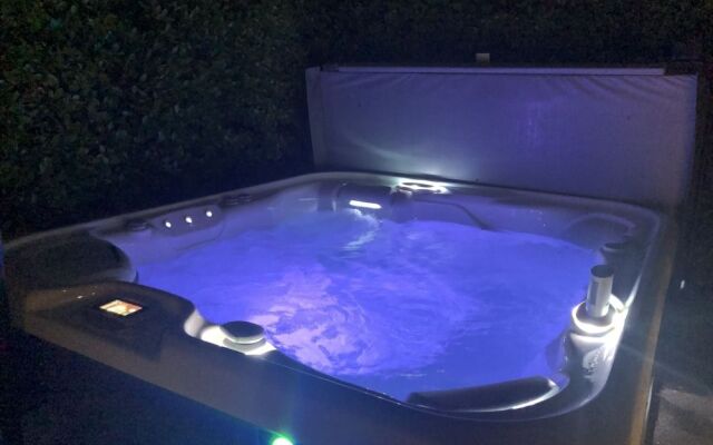 The Exclusive Presidential House