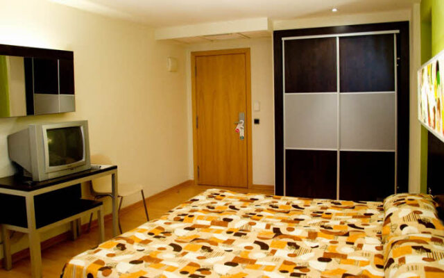 Medina Hoteles