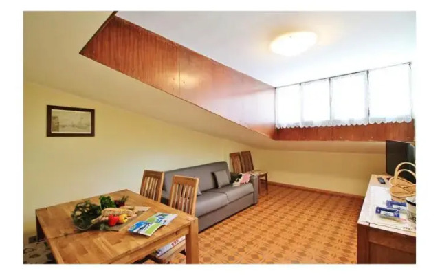 house touring 11