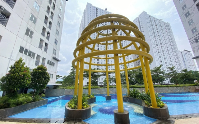 Comfortable And Homey 2Br At Bassura City Apartment