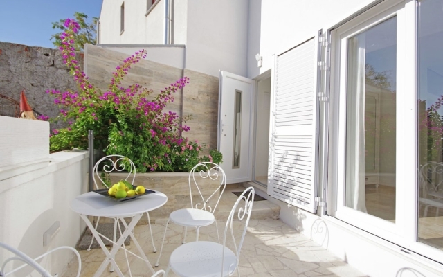 Modern Holiday Home in Zadar With Terrace