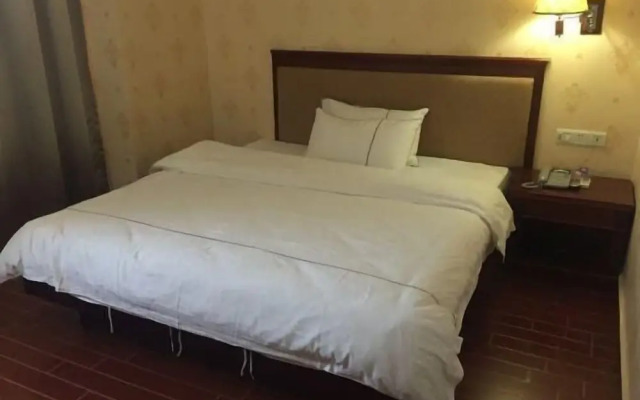 Huizhou Jindong Business Hotel