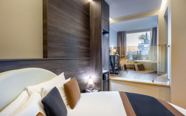 Отель iH Hotels Milano Ambasciatori