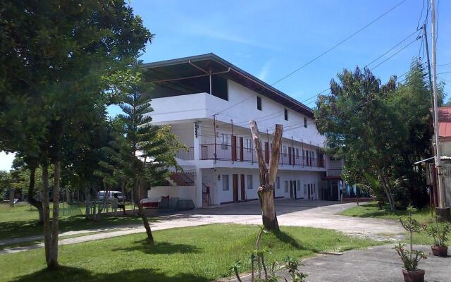 Ladaga Inn