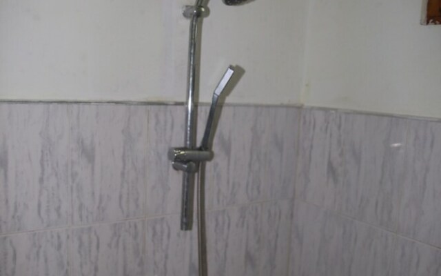 Senevi 9 Arch Homestay