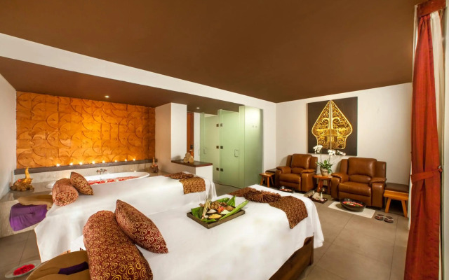 Sun Island Hotel & Spa Legian