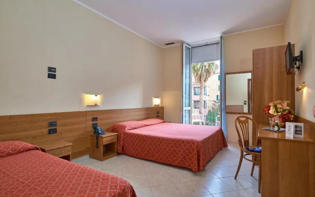 Hotel Careni Villa Italia