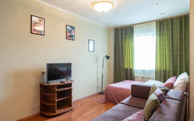 Пять звезд на Омской 25