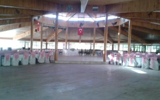 Mucize Su Serpin Manyas Hotel