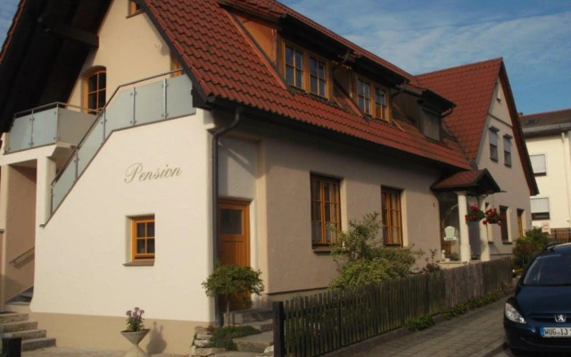 Pension/FeWo E. Tschernach