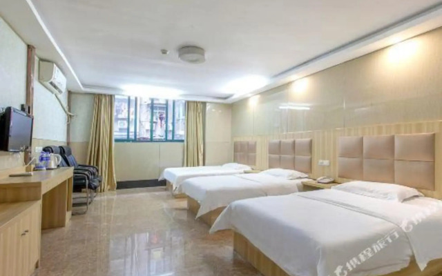 New Beacon Shangju Hotel (Hanzhengjie Subway Station Wuzhan Convention Center)