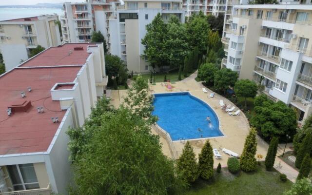 Panoramic Sea View Apartment with 25m2 Balcony Crown Fort Club Fort Noks Sveti Vlas