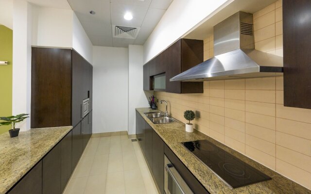 Modern beachfront 1BR apartment