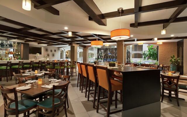 Embassy Suites Arcadia Pasadena Area