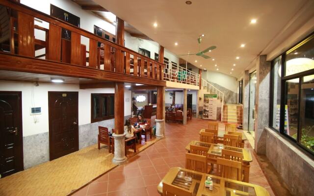 Vang Vieng Trendy Hotel