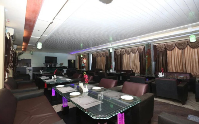 Green Field by OYO Rooms