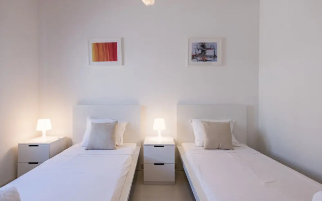 Lagos Classic by Homing