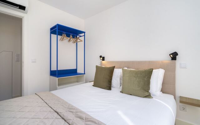 Urban Oasis Premium Location w AC