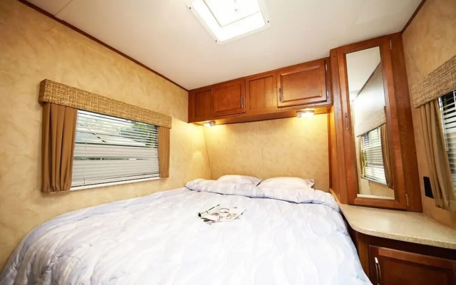 Sunshine Caravan