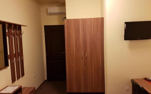 Hostel Kristal