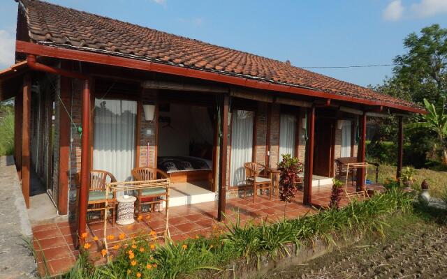 Alamanda Family Villas & Pool