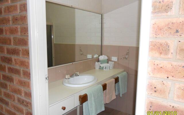 Settlement Motor Inn, Deniliquin