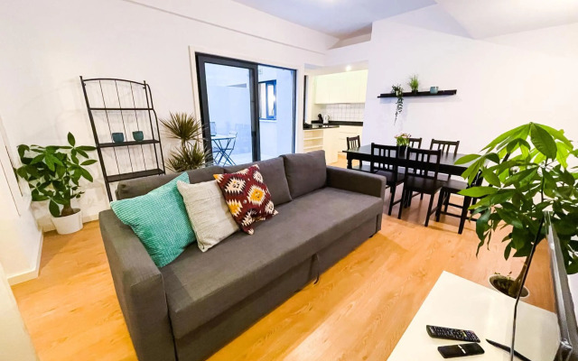 Travel and Live Apartments