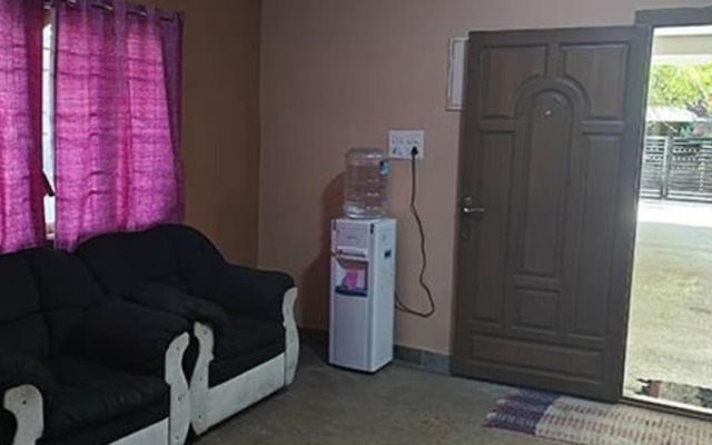 Fabexpress Aathira Inn