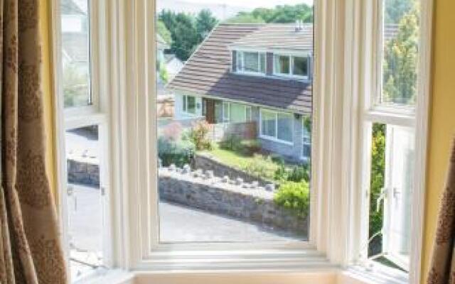The Grange Guesthouse, Cefn-Coed