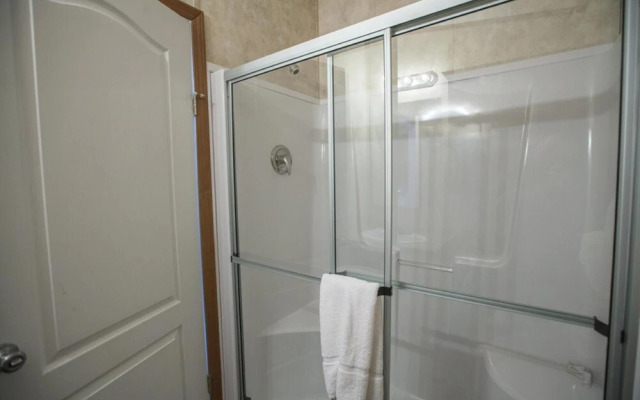 Cuero Oilfield Housing