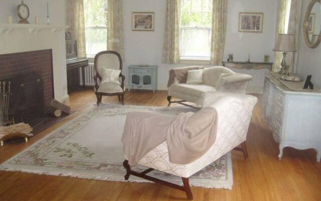The Kingswood Bed & Breakfast