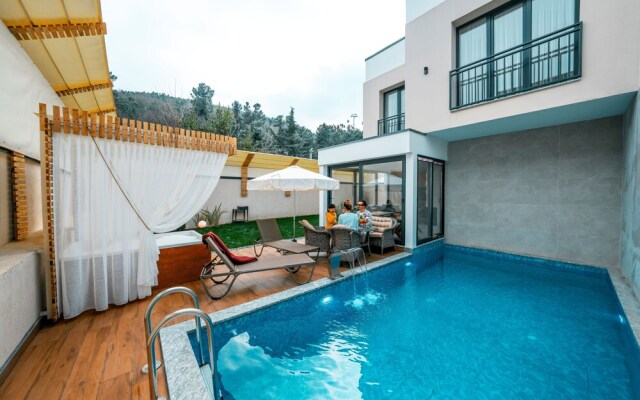 Luxon Sapanca Family Villas